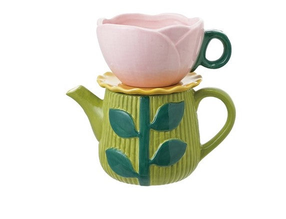 Teapot w/Rose Cup & Saucer